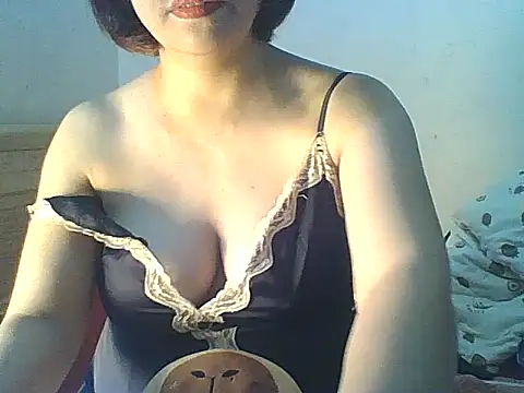 Snapshot of Kona8386 chatting on February 9, 11:58 am Kona8386 online show from February 9, 11:58 am