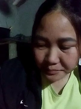 Snapshot of bongtuyet11 chatting on February 9, 1:09 am bongtuyet11 online show from February 9, 1:09 am