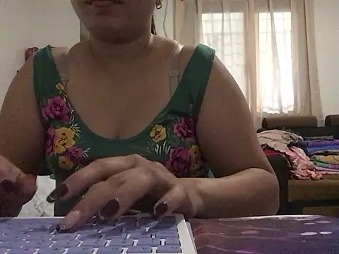 lady candy85 online show from February 5, 4:17 am