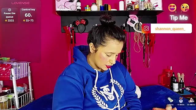 shannon queen- online show from April 10, 5:01 am