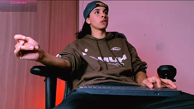 Snapshot of Dann-Winner chatting on February 26, 3:16 am Dann-Winner online show from February 26, 3:16 am