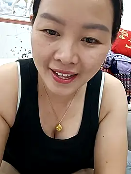 Jennie dogy online show from April 5, 2:14 pm