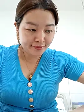 Jennie dogy online show from April 11, 1:21 am