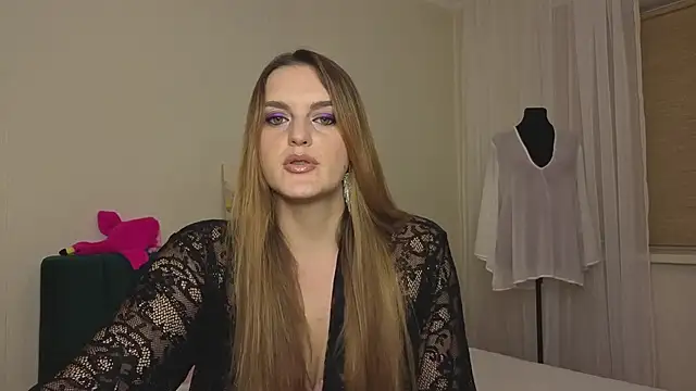 Snapshot of GEvangelinka chatting on June 13, 4:05 pm GEvangelinka online show from June 13, 4:05 pm