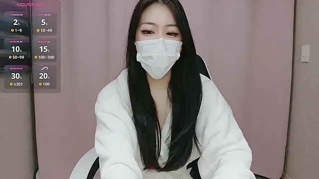 Snapshot of dami539 chatting on April 11, 12:31 pm dami539 online show from April 11, 12:31 pm