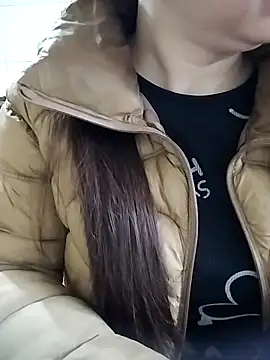 LiilyZi online show from March 19, 12:47 am