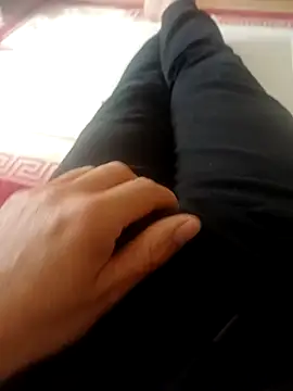 Serdar4535 online show from April 15, 6:20 am