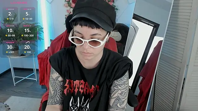 NeoGeisha online show from May 13, 1:08 pm
