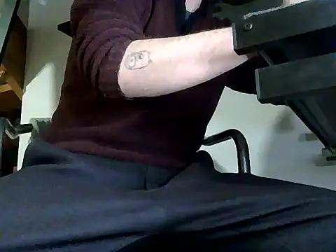 Snapshot of Dernachbar89 chatting on March 29, 5:46 pm Dernachbar89 online show from March 29, 5:46 pm