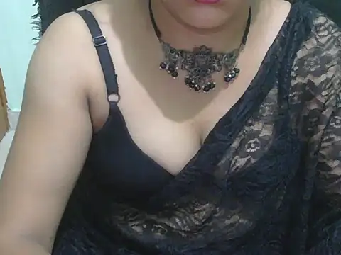 Snapshot of Cute_Sheetal chatting on July 18, 12:20 pm Cute Sheetal online show from July 18, 12:20 pm