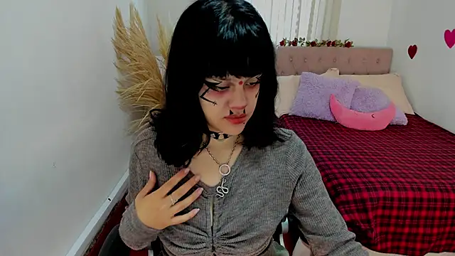 Snapshot of Nahemot_sadish chatting on February 20, 12:38 pm Nahemot sadish online show from February 20, 12:38 pm