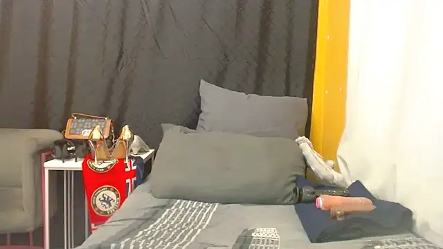 SexyKeila01 online show from May 24, 8:03 pm