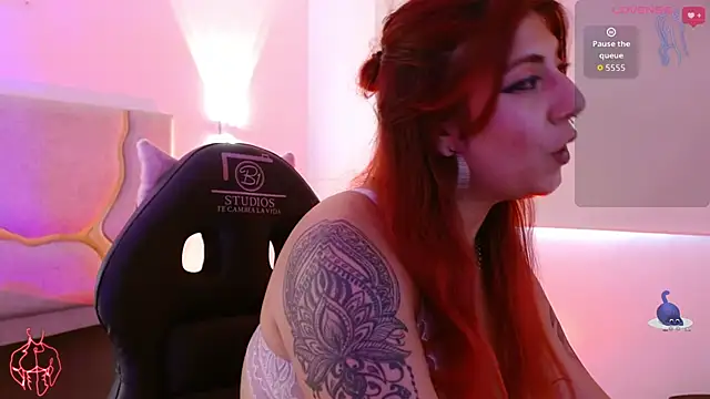 Sashaa tay online show from February 9, 7:29 pm