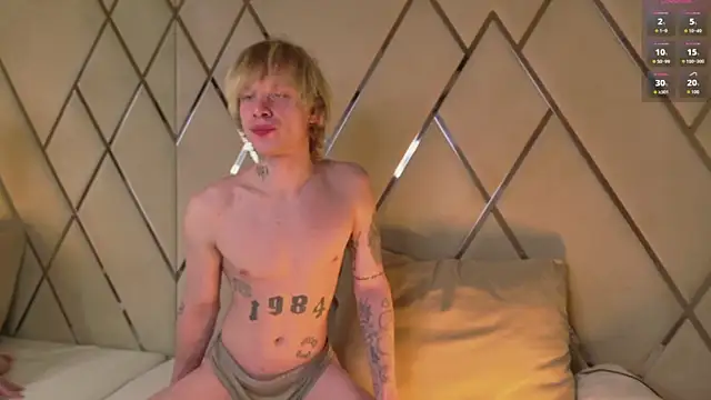 RyanRife online show from April 3, 8:18 pm