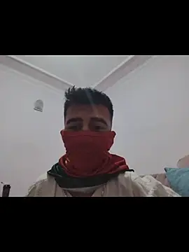 Snapshot of boraaily chatting on February 18, 10:17 pm boraaily online show from February 18, 10:17 pm