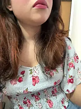 riya sharma11 online show from April 10, 8:41 am