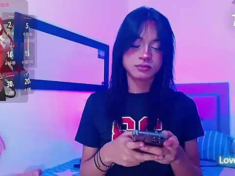 moonlyvelvet online show from March 27, 5:24 am