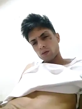 Snapshot of CubanoxxxSex chatting on February 11, 7:24 am CubanoxxxSex online show from February 11, 7:24 am