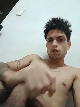 Snapshot of CubanoxxxSex chatting on February 14, 11:56 pm CubanoxxxSex online show from February 14, 11:56 pm