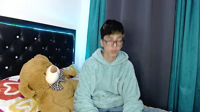 gabriel x18 online show from February 16, 4:52 am