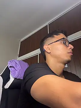 Gael Velaryx online show from March 9, 7:51 pm