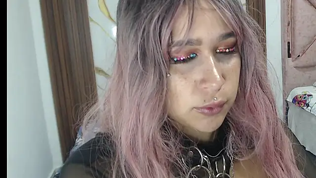 valen ros online show from March 3, 11:49 am