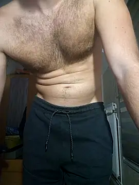 Snapshot of BERGHAIMBOY0 chatting on February 6, 9:40 pm BERGHAIMBOY0 online show from February 6, 9:40 pm