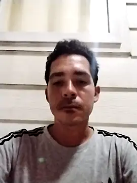 Snapshot of Santiago_vnz chatting on February 27, 4:01 am Santiago vnz online show from February 27, 4:01 am