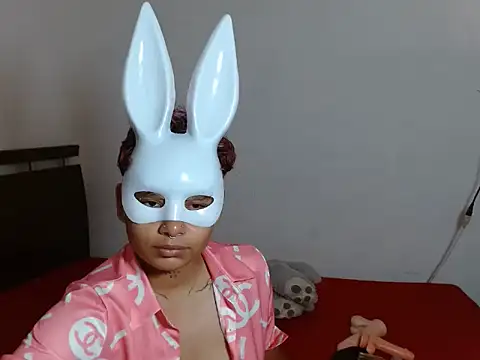 Snapshot of scarletfox__3 chatting on February 7, 4:38 am scarletfox 3 online show from February 7, 4:38 am