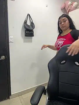 big booty girl online show from March 1, 12:01 am