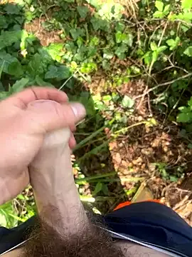 enormebitedu31 online show from April 8, 11:43 am