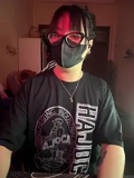 HaleyKin online show from April 12, 3:39 pm