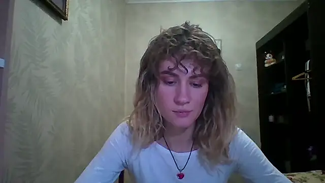 Snapshot of DeanneGilcher chatting on February 20, 2:17 pm DeanneGilcher online show from February 20, 2:17 pm