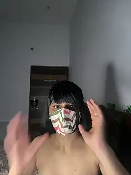 Snapshot of KavyaCurves chatting on February 18, 7:54 pm KavyaCurves online show from February 18, 7:54 pm