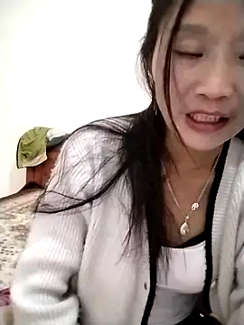 Snapshot of sen1199 chatting on February 7, 12:42 pm sen1199 online show from February 7, 12:42 pm