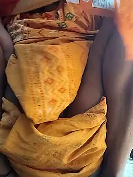 Snapshot of Sweet-runi chatting on February 6, 3:44 am Sweet-runi online show from February 6, 3:44 am