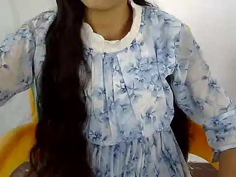 Snapshot of Mehaak_ chatting on February 7, 6:06 am Mehaak online show from February 7, 6:06 am