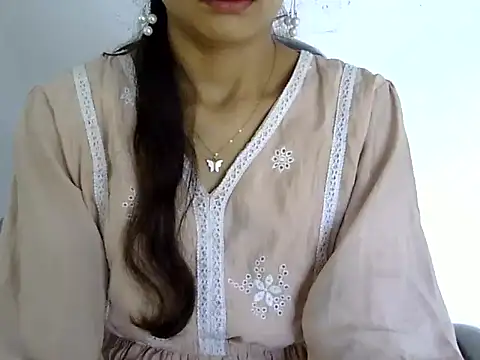 Mehaak  online show from July 4, 7:03 am