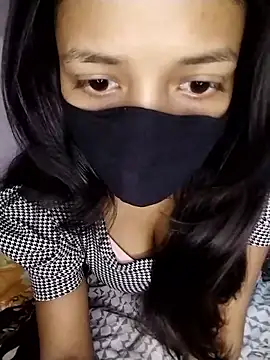 Snapshot of Naina-hott chatting on February 26, 6:51 pm Naina-hott online show from February 26, 6:51 pm