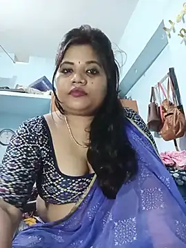 Snapshot of sweetAkhi chatting on August 1, 12:48 pm sweetAkhi online show from August 1, 12:48 pm