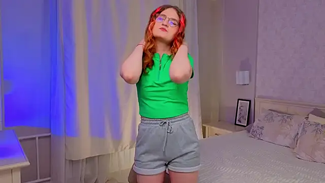 MaggieCata online show from February 17, 1:13 am