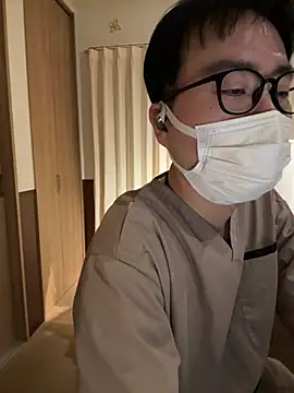 shizuku-kun211 online show from April 21, 7:17 pm