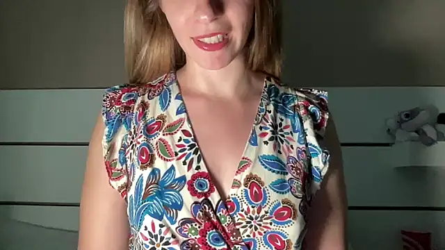 petiteetoile online show from June 12, 2:49 pm