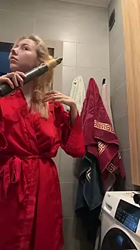 Snapshot of LovelyMiley chatting on February 28, 11:55 am LovelyMiley online show from February 28, 11:55 am