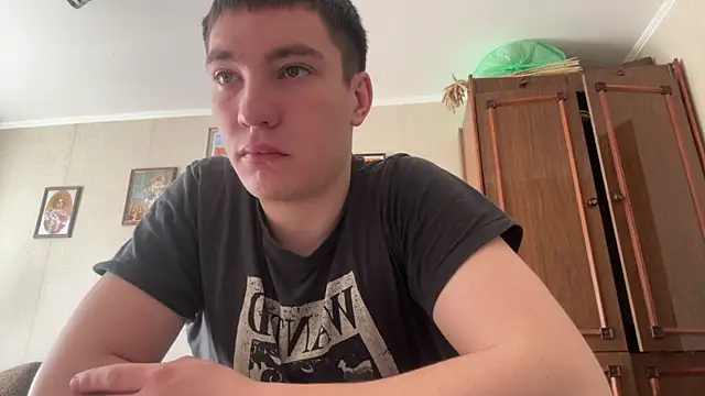 MoonlightVera online show from March 24, 8:41 am