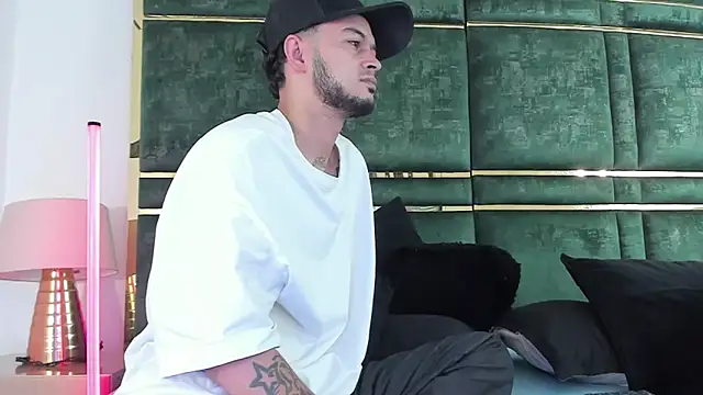 Snapshot of GaelyCoral chatting on February 25, 11:31 am GaelyCoral online show from February 25, 11:31 am