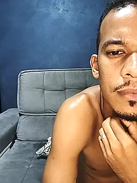 Snapshot of casall69br chatting on February 12, 3:23 am casall69br online show from February 12, 3:23 am