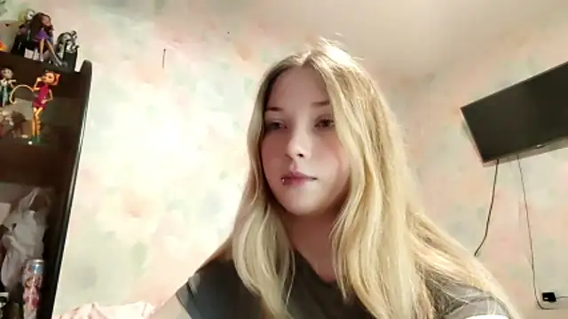 TiaBIanks online show from March 26, 11:49 am