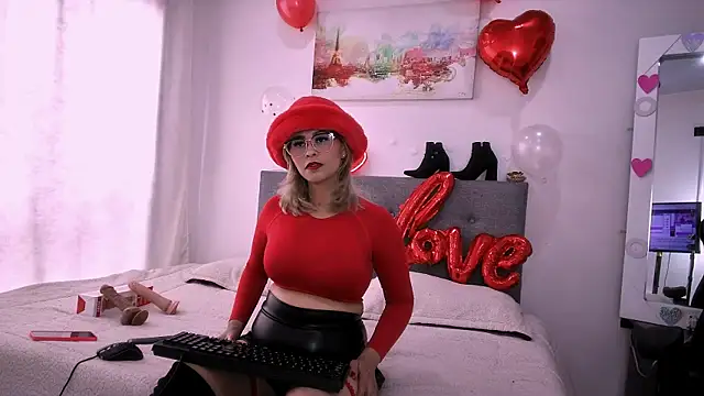 Sharlott 3 online show from February 14, 1:41 pm