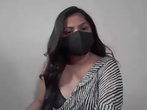 Snapshot of Wow_nikita chatting on February 10, 10:52 am Wow nikita online show from February 10, 10:52 am